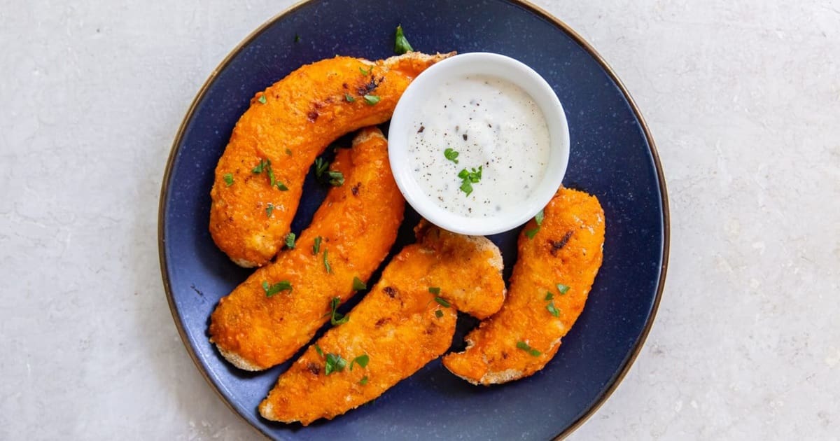 Air Fryer Chicken Recipes That Make Even Bad Days Good a Plate of Easy Air Fryer Buffalo Chicken Tenders