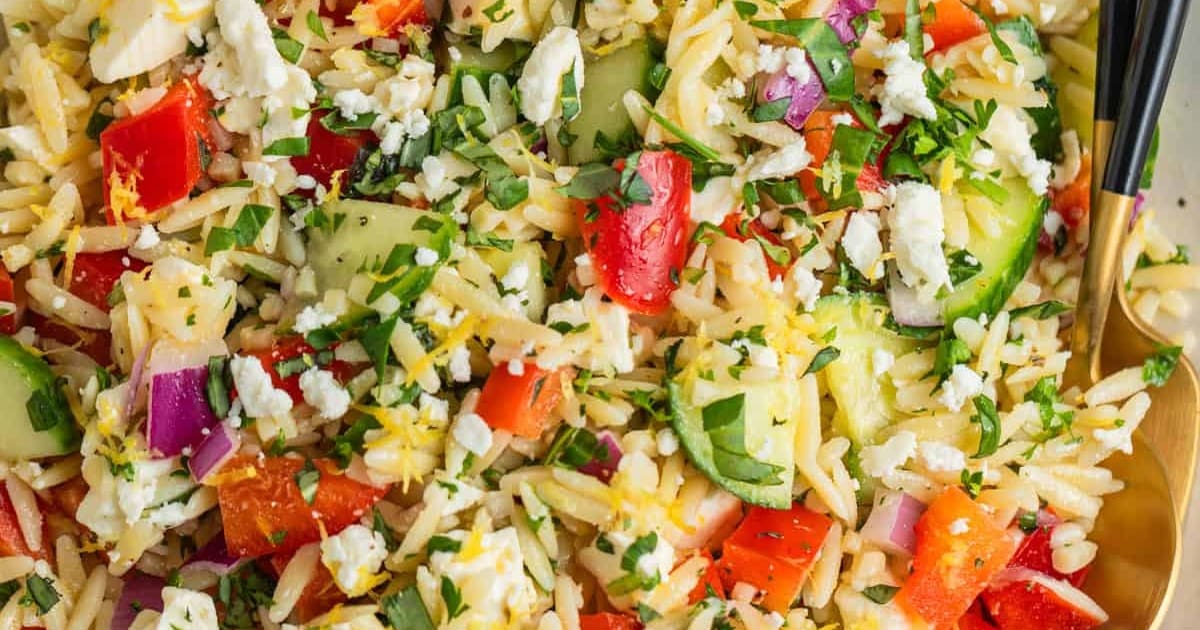 Mouthwatering Sides Close Up of Easy Lemon Orzo Salad With Feta