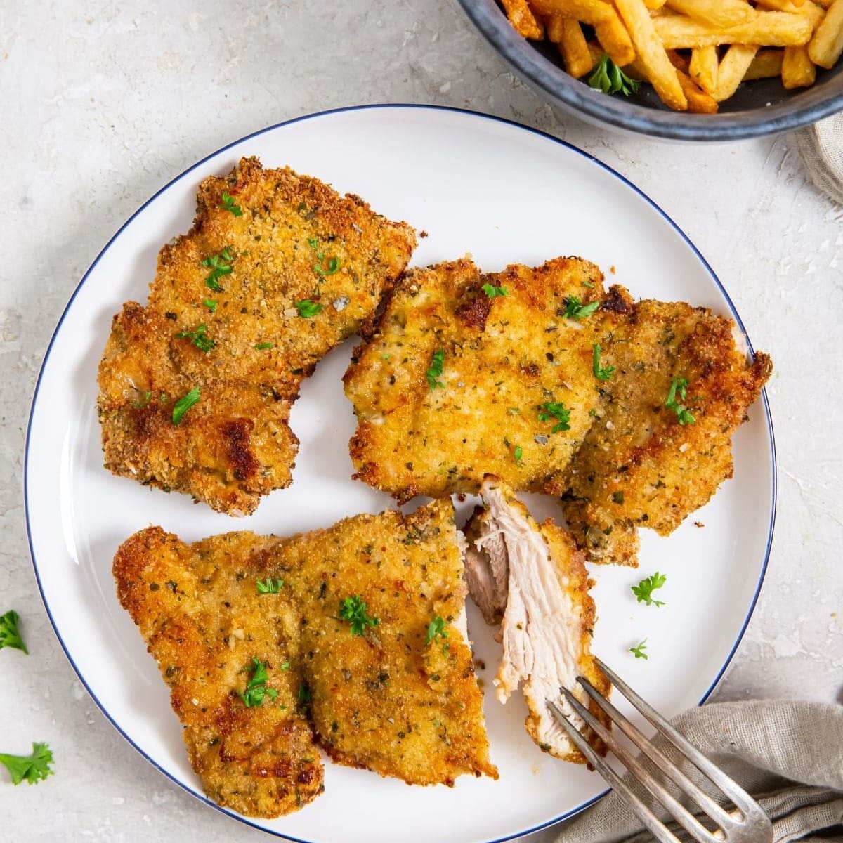 4 Recipes for Air Fryer Chicken Thighs to Make This Week