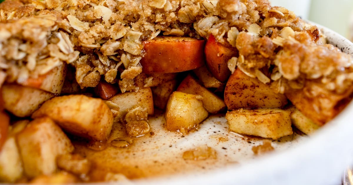 Fall Air Fryer Recipes Close Up of Air Fryer Apple Crisp
