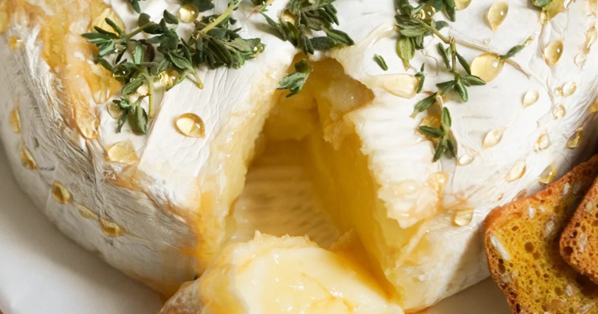 Air Fryer Christmas Party Recipes Close Up of Air Fryer Brie Cheese