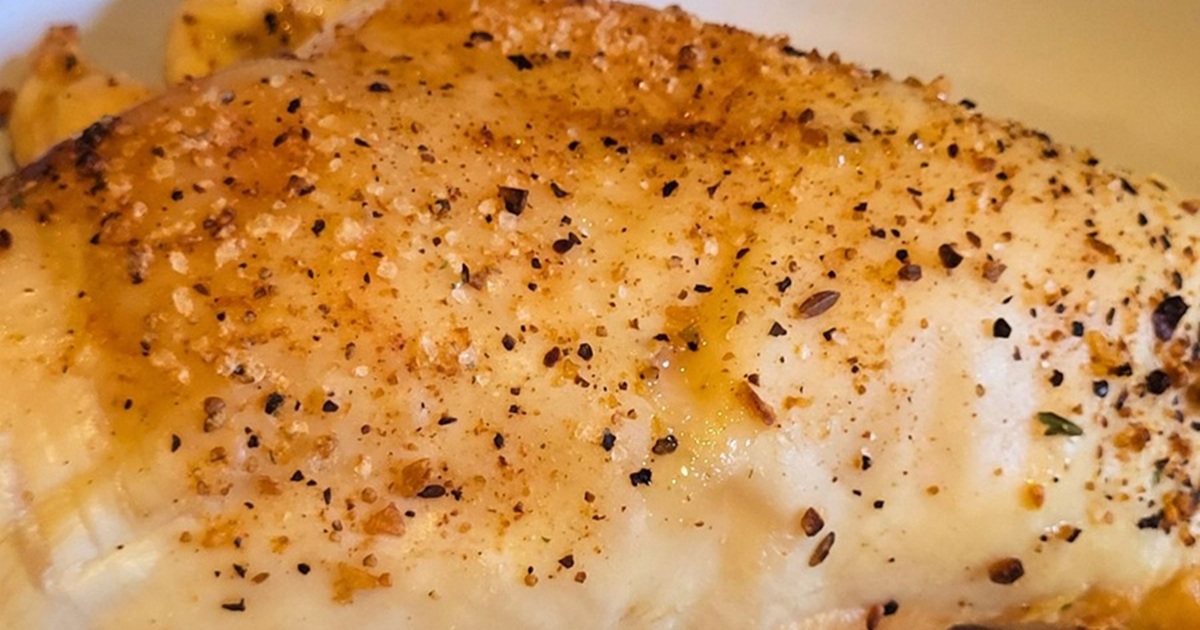 Easy WW-Friendly Air Fryer Chicken Dinners Weight Watchers Chicken Breast Close Up