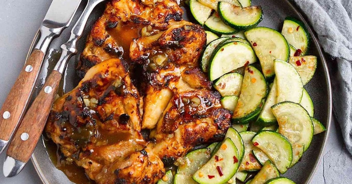 Weight Watchers Air Fryer Chicken Thigh Recipes Honey Balsamic Air Fryer Chicken Thighs with Zucchini